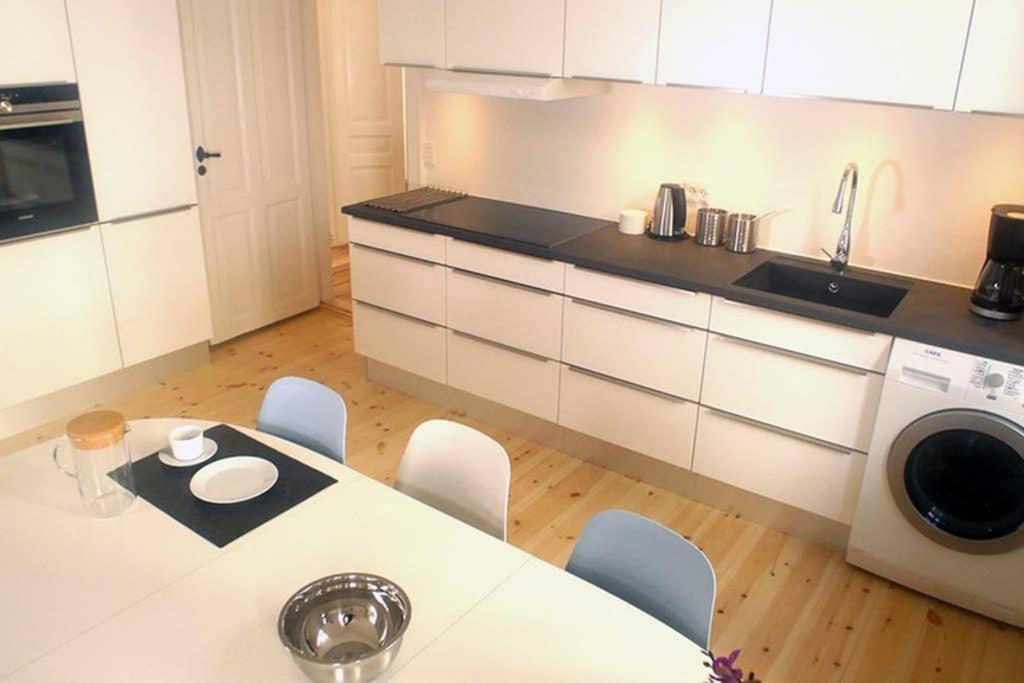 Next To New Harbor / 3 Bedroom & 2 Bath Rooms Kopenhagen Bagian luar foto
