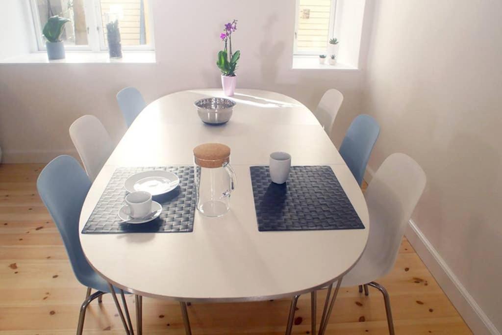 Next To New Harbor / 3 Bedroom & 2 Bath Rooms Kopenhagen Bagian luar foto
